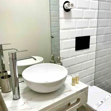 Apartment Chiado Brand New Amazing In Lissabon